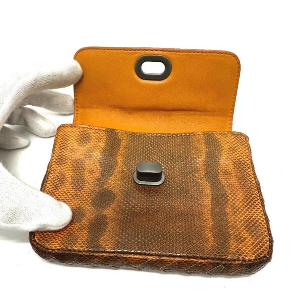 BOTTEGA VENETA Embossed turn lock Small item storage pouch mini Pouch - Picture 7 of 9